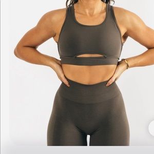 Alphalete Trinity Bra